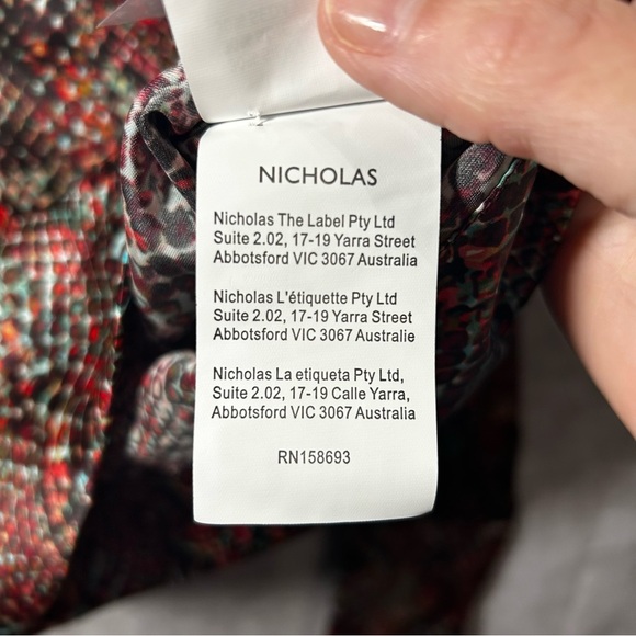 NWT Nicholas Women's Page Print Long Sleeve Top Red Black Snake Reptile sz US 2 - Picture 6 of 10